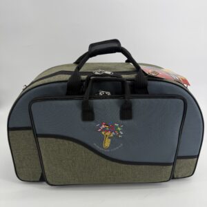 MB 8 case in cationic green / grey nylon